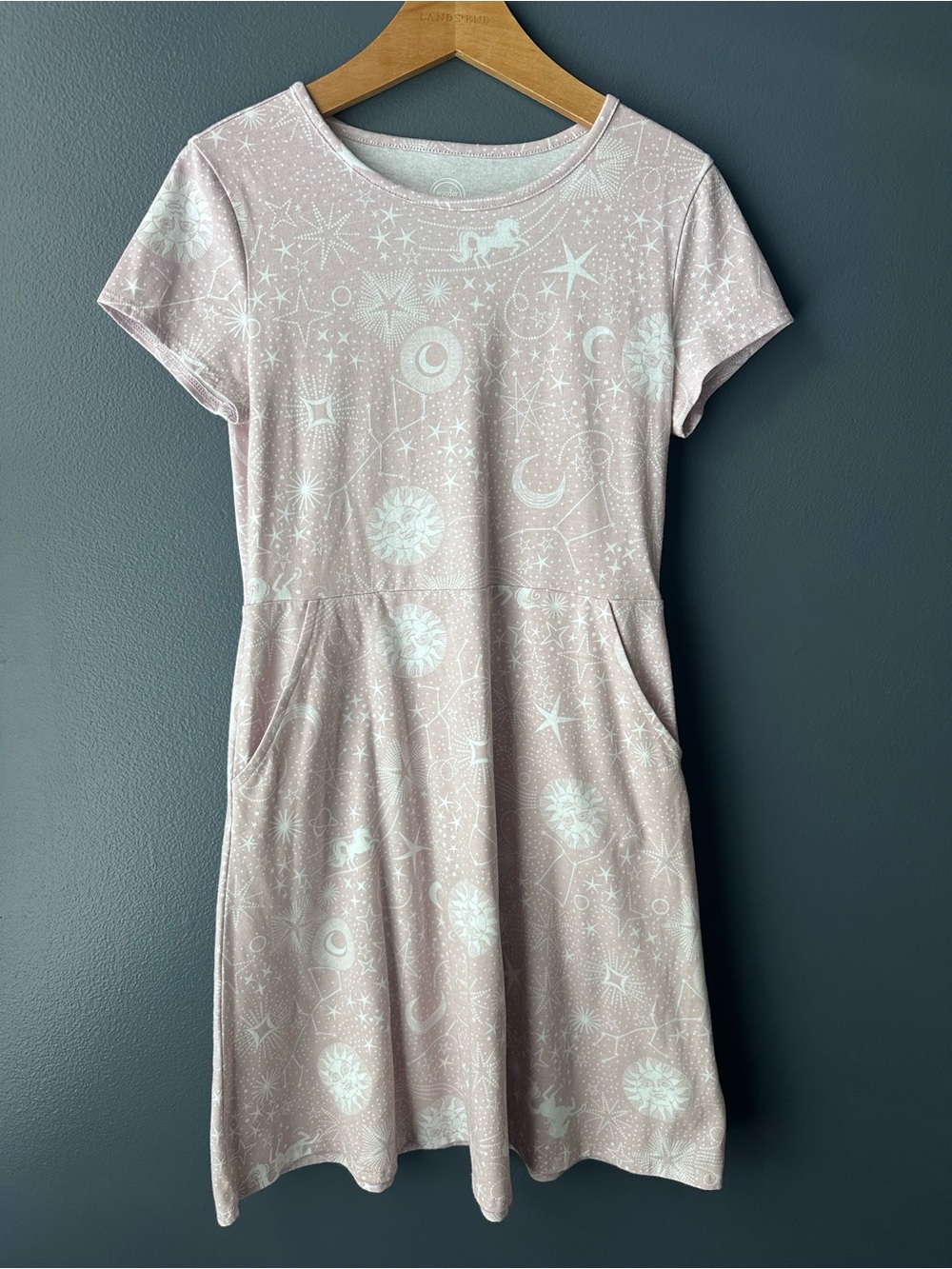 Wonder Nation Girls Dress Pink Celestial Pocket Dress size large euc
